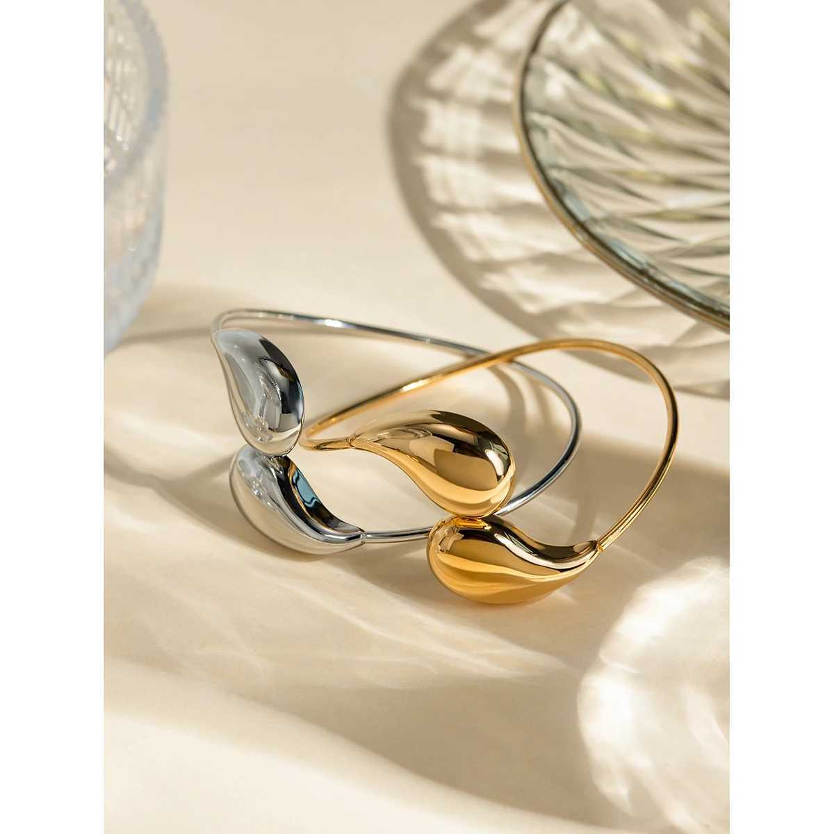 18K Gold Plated Elegant Geometric Stainless Steel Water-Drop Shaped Open Bracelet Women Personalized Texture Jewelry GiftX240925