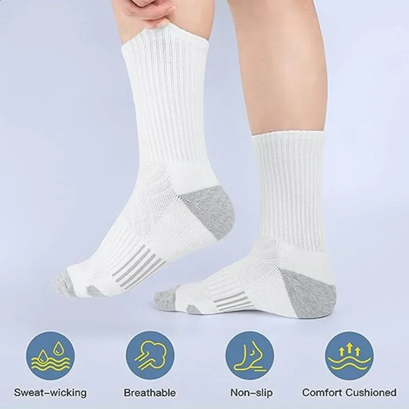61030Pairs of High-Quality Soft and Comfortable Mens Running Socks Summer Sweat Wicking and Breathable Basketball Sports Sock 240925