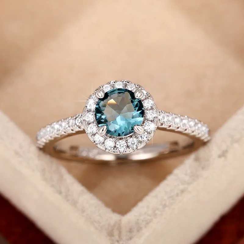 Huitan Simple Classic Womens Wedding Eternal Ring White/Blue/Red Cubic Zirconia Temperature Womens Ring Trend Jewelry W240925