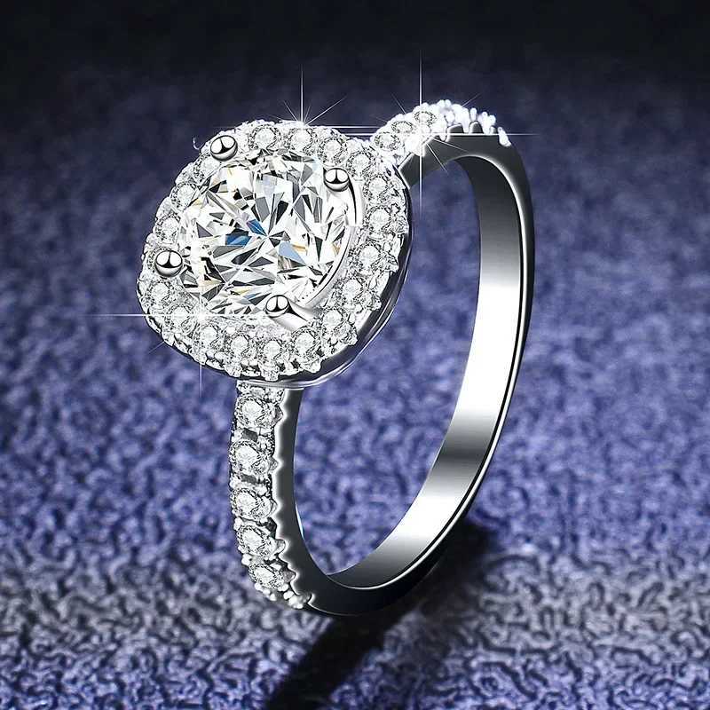 Luxury PT950 Platinum Ring VVS 1 Carat D Moir Diamond Ring Wedding Ring Womens Exquisite Jewelry Accessories W240925