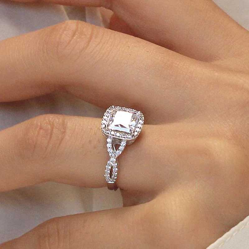 Huitan Temperment Womens Rings for Wedding Newly Designed Female Accessories Engagement Party Cubic Zirconia Statement Jewelry W240925