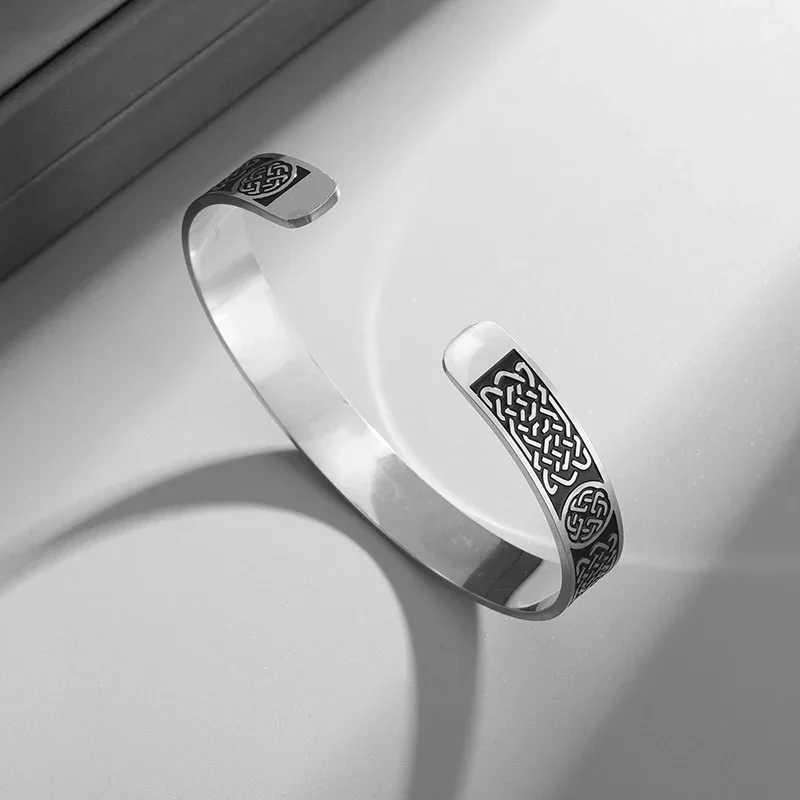 Stainless Steel Wide Open Bracelet Engraved Chinese Knot Cross Knot Bracelet Mens Hip Hop Cool Lucky JewelryX240925