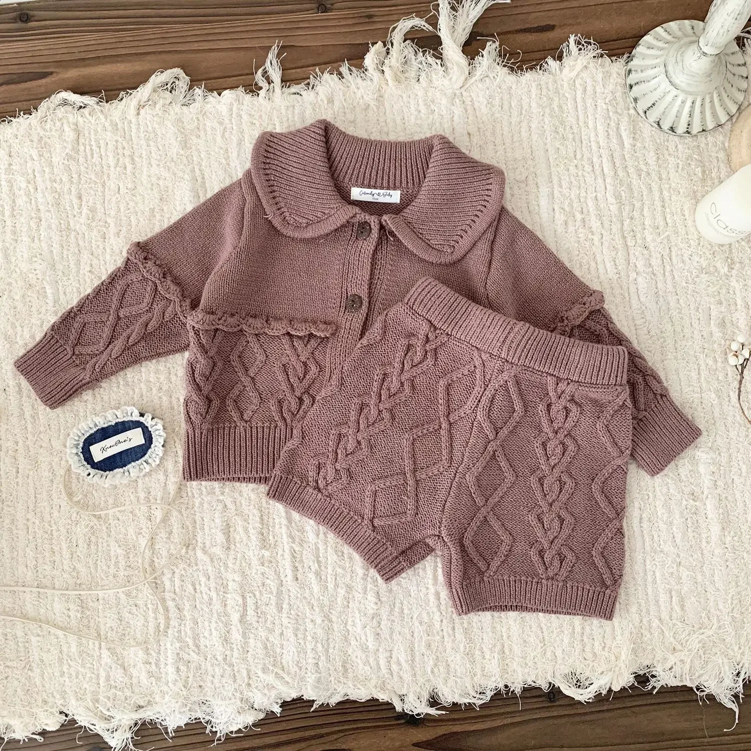 4280 Buy 2pcs Wholesale Baby Knitted Sweater Suit Autumn and Winter Twist Hook Retro Girls Suit SweaterShort 2pc Set 240913