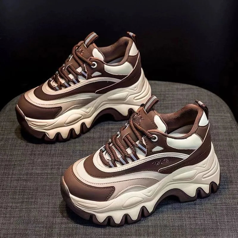 Sneakers Women Casual White Shoes 8CM Fashion Height Increasing Thick Bottom Spring Platform Leather Woman Chunky Sneakers 240924
