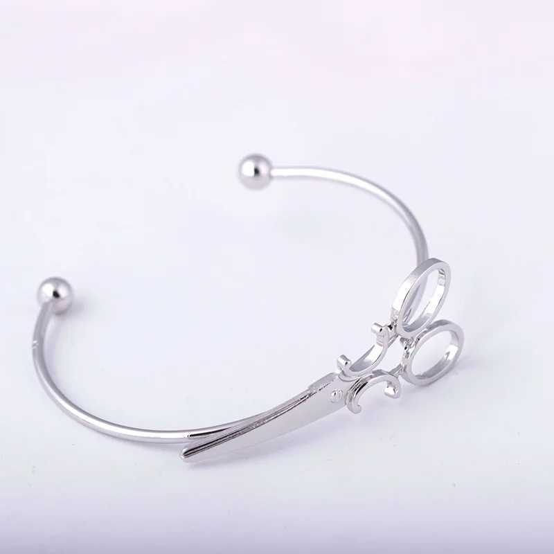 Creative Charm Bracelet Bangle Personality Scissors Shape Design Simple Open Bracelet Adjustable Women Statement Jewelry GiftX240925