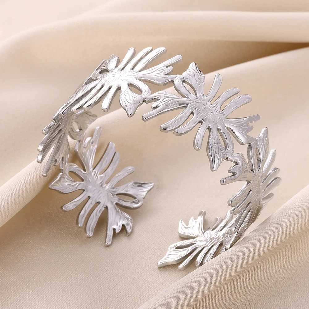 Classic Chunky Leaf Geometry Openning Bangles Bracelet For Women Cuff Bracelet Gold Color Stainless Steel Hand Ornament GiftX240925