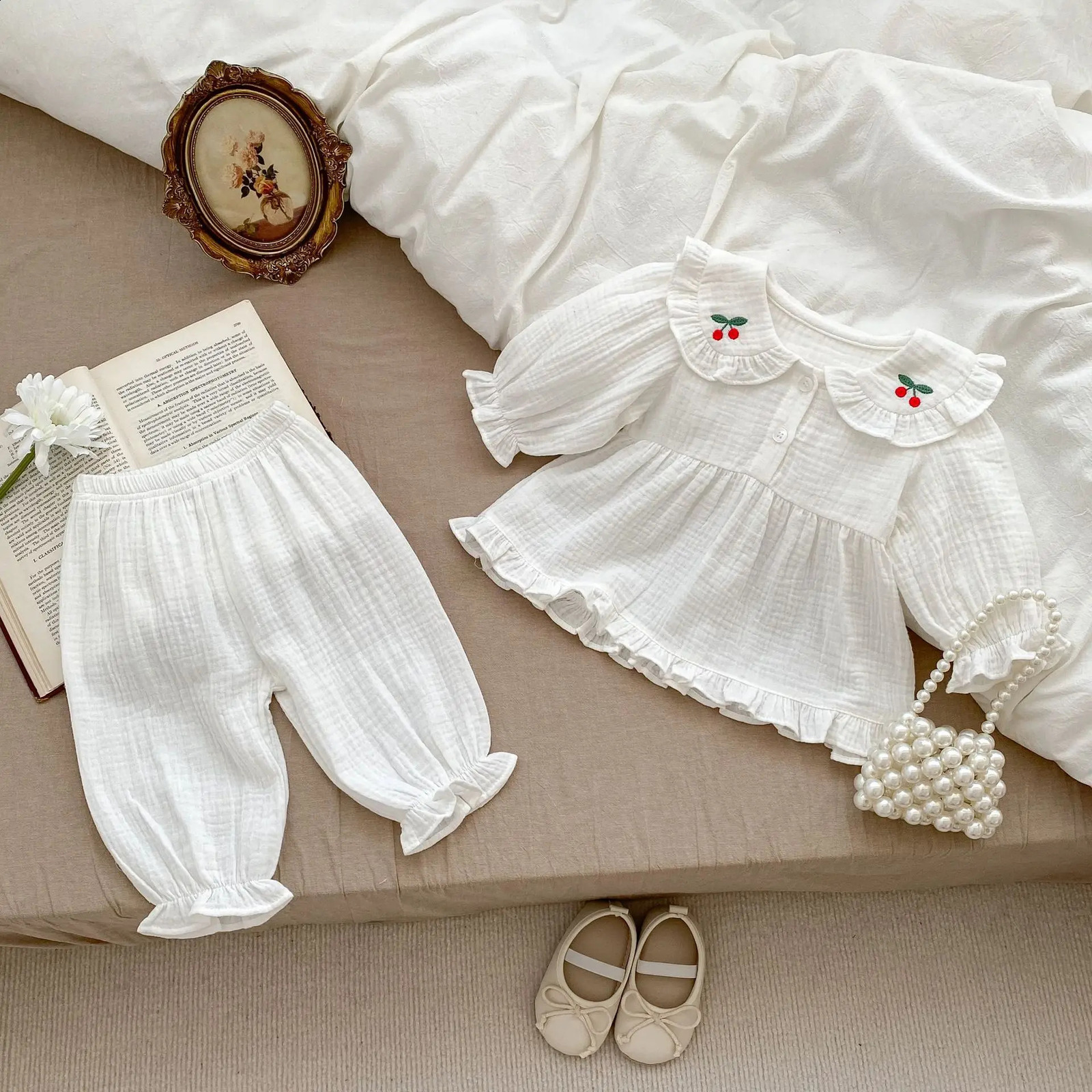 Autumn Spring Baby Girls 2PCS Sleepwear Set Cotton Cherry Loose Top Soft Breathable Pants Preschool 240925
