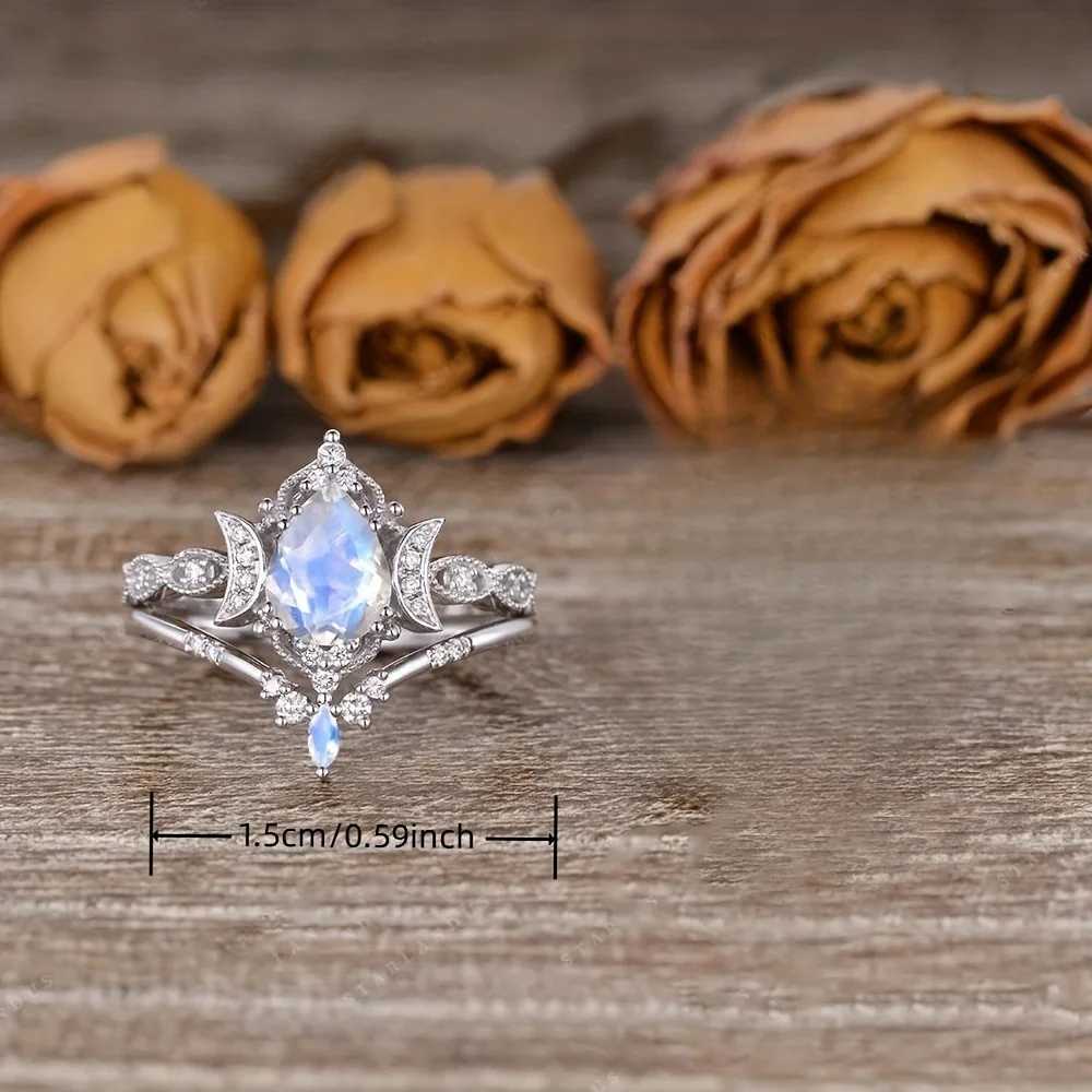 Elegant Moon Crown Ring - Perfect Birthday or Christmas Gift - Exquisite and Stylish Accessory for Every Best Selling Occasion W240925