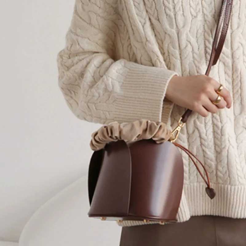 Retro Women Bag Versatile Shoulder Bag New Popular Bucket Bag Crossbody Bag Women Handbag M240925