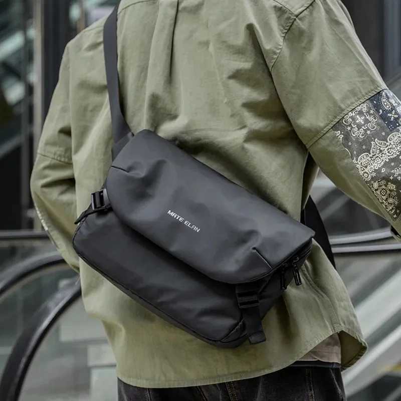 Messenger Bag for Men Waterproof Multi-function Crossbody Bag Anti-theft Traveling Business Sling Bag Black Z240924