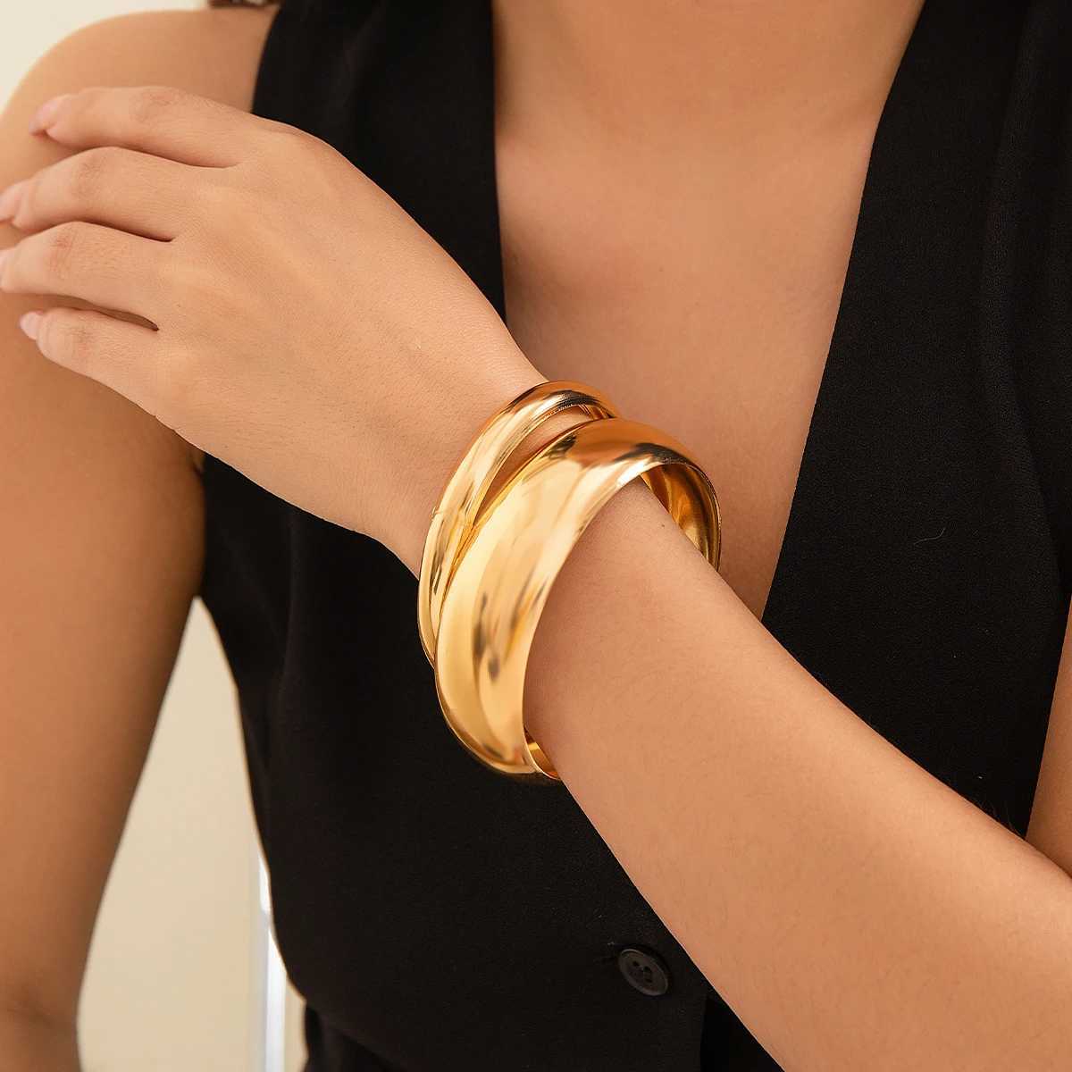2Pcs/Set Punk Glossy Smooth Big Heavy Metal Closed Bangle for Women Retro Arm Bracelet Pulseras Grunge Jewelry Steampunk Men NewX240925