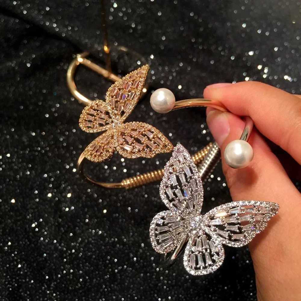 Delicate Crystal Butterfly Cuff Bangle Gold And Silver Color Adjustable Opening Bracelets Women Party Jewelry Accessories GiftX240925