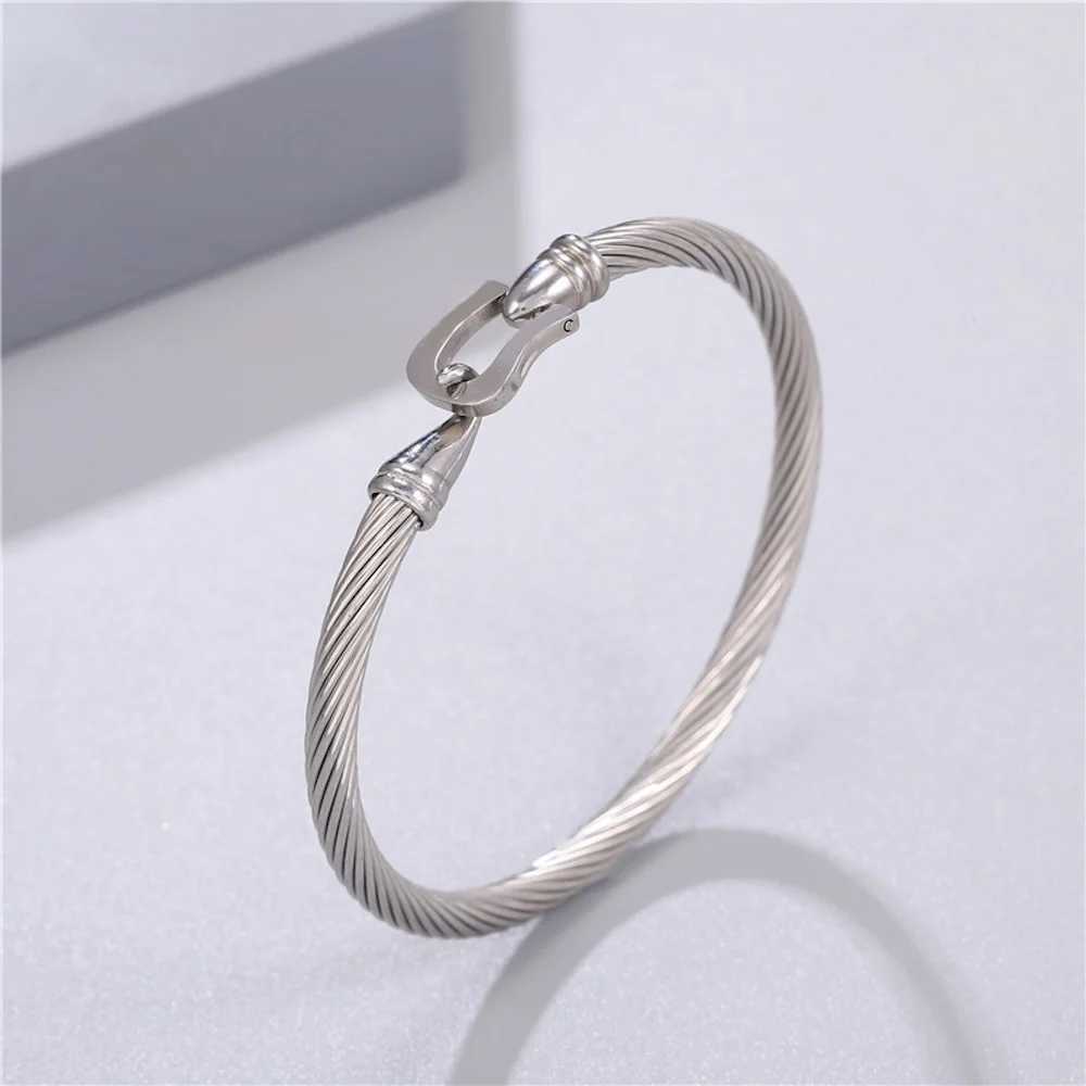 Simple Titanium Steel Men Bangles 6mm Gold Color Simple Stainless Steel Open Bracelet Fashion Jewelry Trendy Bracelet For WomenX240925
