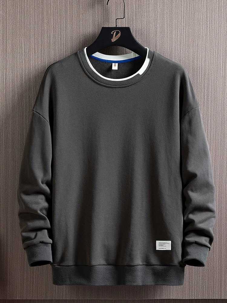 Mens Autumn and Winter Fashionable Solid Color Bottomed Round Neck SweaterX240925
