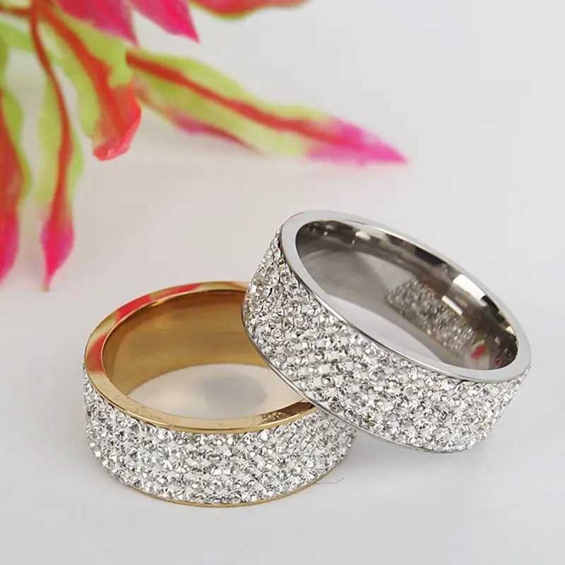 Womens luxury stainless steel ring crystal rhinestone engagement ring band fashion jewelry size 7-12 W240925