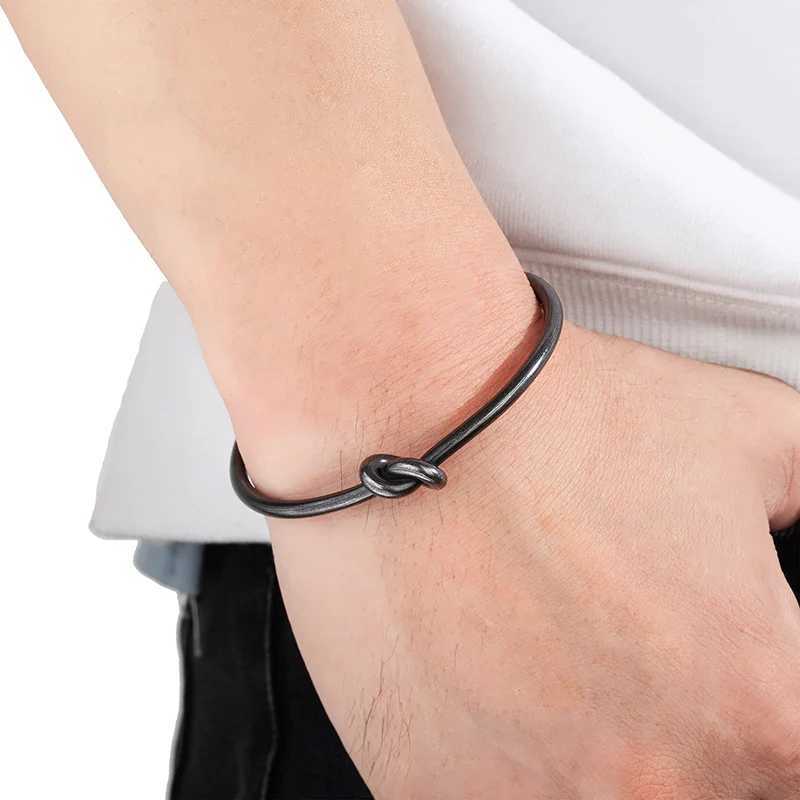 MKENDN Punk Round Circular Open Knot Cuff Bangle Bracelets For Men Women Vintage Black Stainless Steel Jewelry Armband PulseirasX240925