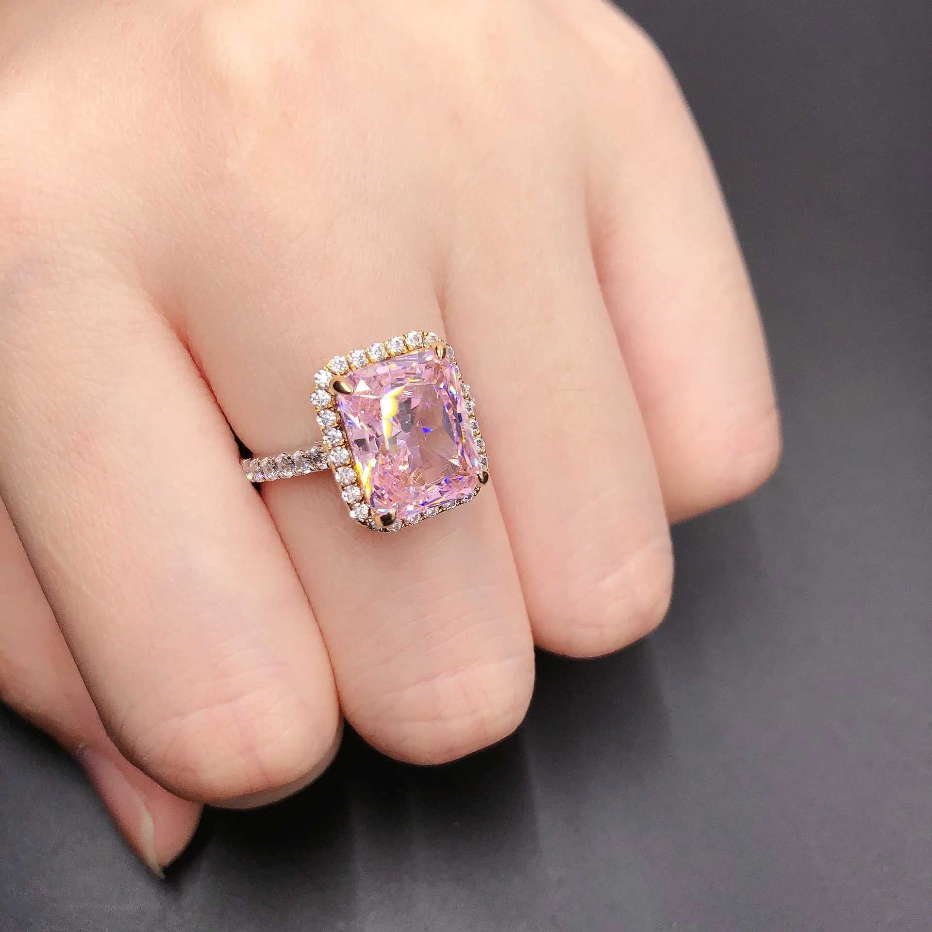 Solid color 14K white gold AU585 white gold PT950 5-carat pink diamond ring Pink diamond fashionable simple square diamond ring W240925