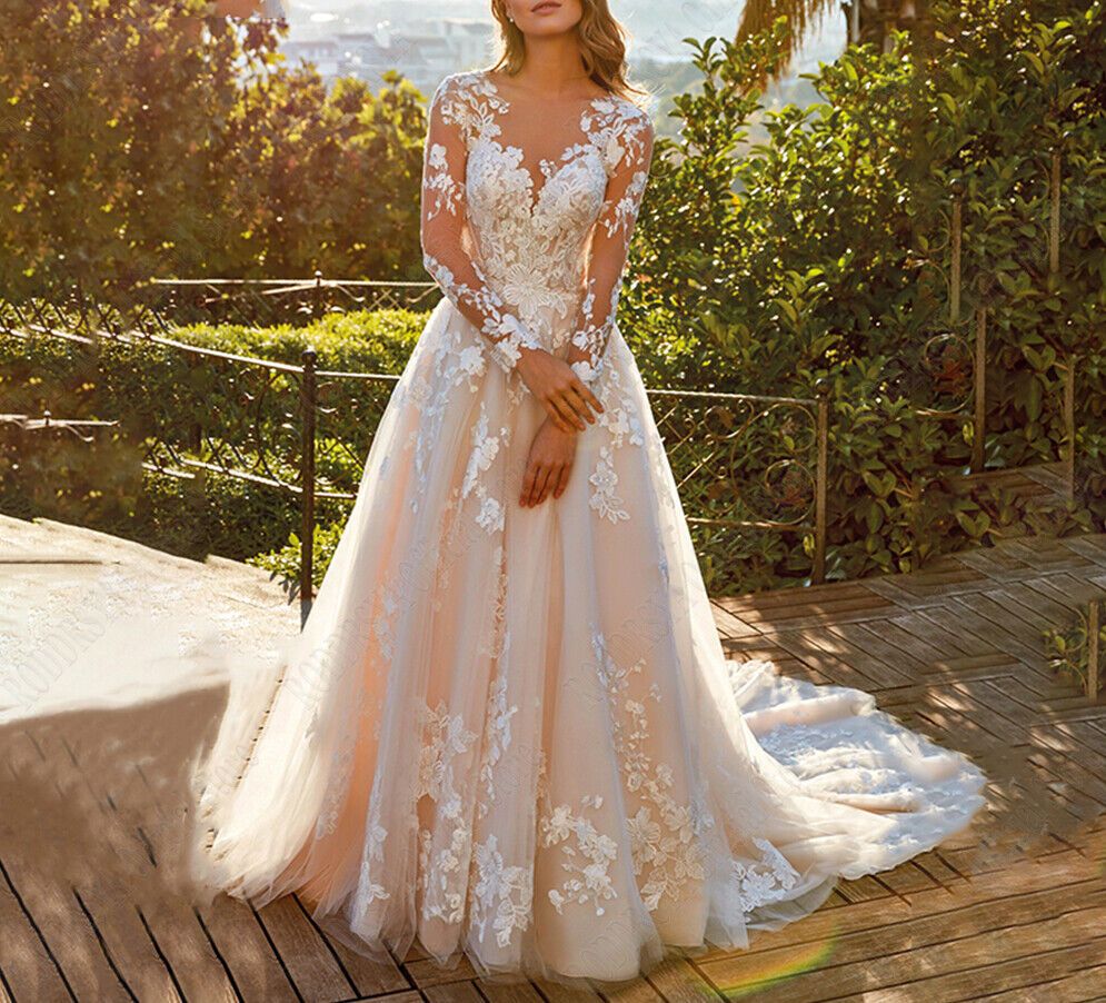 Modern Beach Wedding Dresses Scoop Long Sleeves Lace Appliques Garden Bridal Gowns Puffy Princess Wedding Gowns Dubai Designer Wedding Wear 01