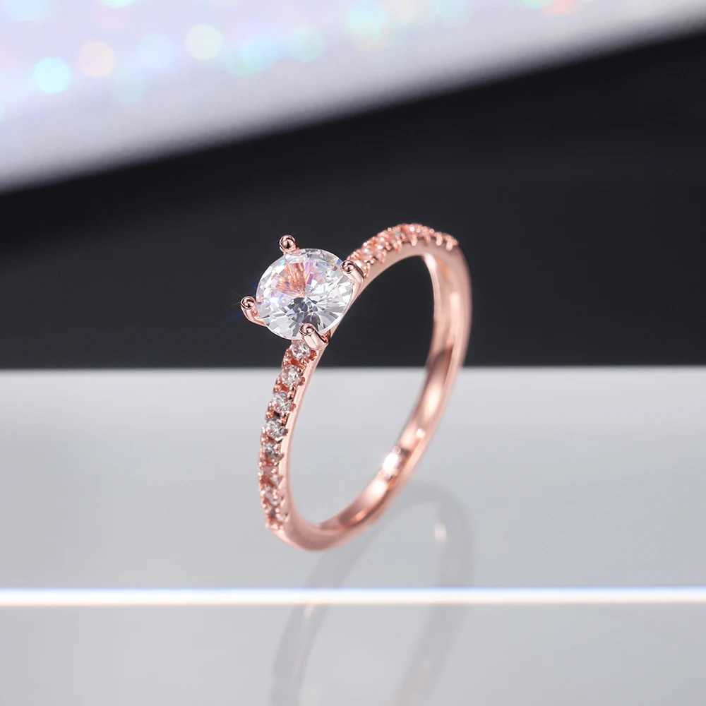 Huitan Classic 4-Claw Design Round Zirconia Womens Wedding Engagement Ring in 3 Colors Available Low Key Bridal Jewelry Hot Selling W240925