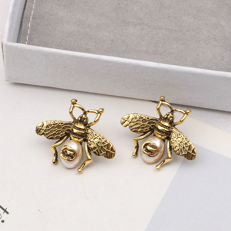 Brand Bee Stud Earring Designer Letter Retro Earrings Wedding Party Gift Fashion Jewelry Accessories 20 Style