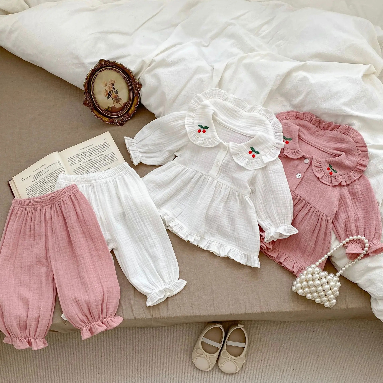 Autumn Spring Baby Girls 2PCS Sleepwear Set Cotton Cherry Loose Top Soft Breathable Pants Preschool 240925