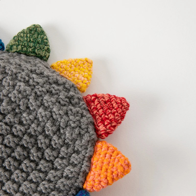 Dave Bella Baby Winter Hat Cute Boys and Girls Warm Dinosaur Knitted Childrens Earrings Toddler DB4224506 240925