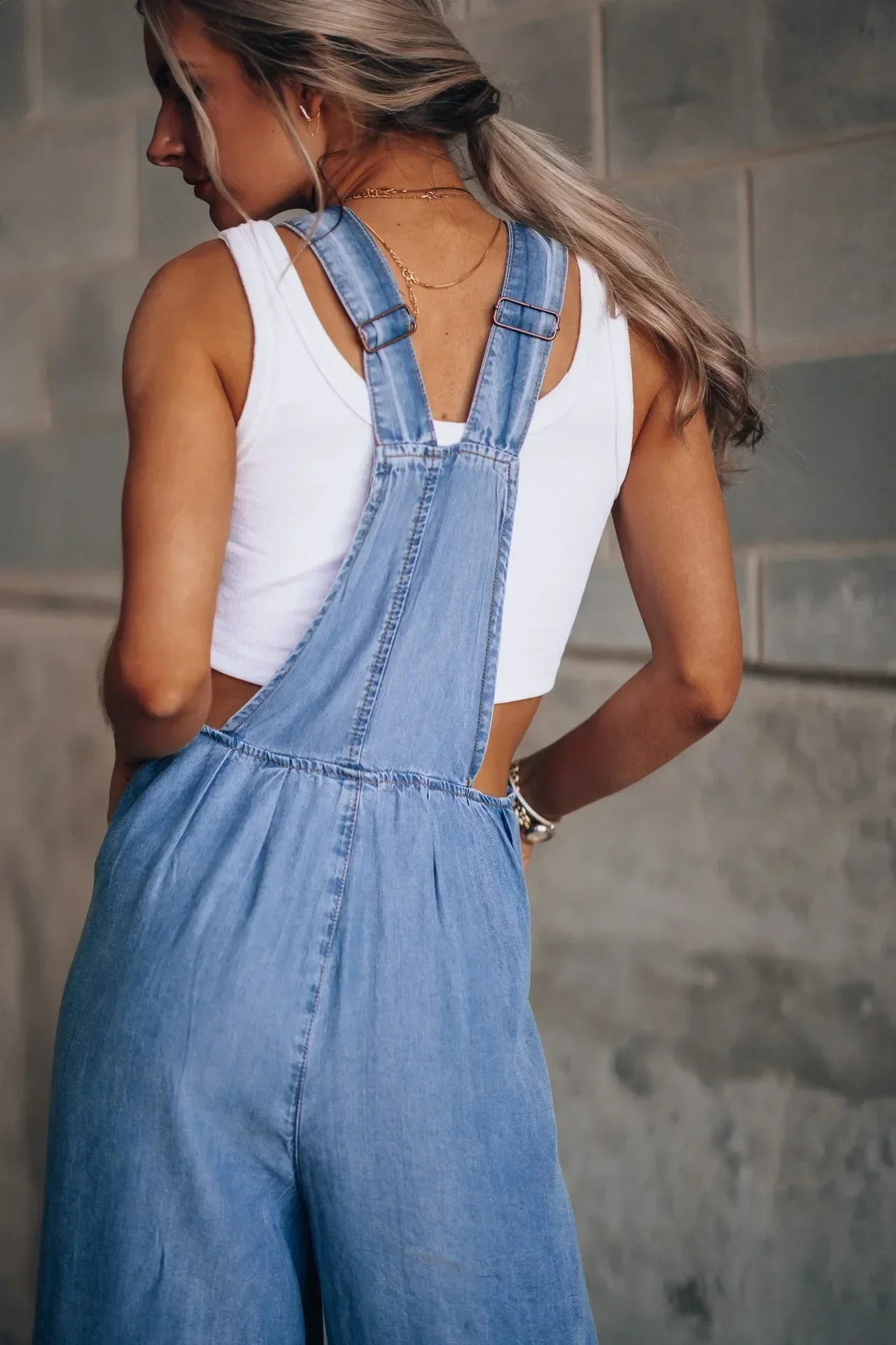 Pocket wide leg suspension denim jumpsuit womens full set denim BibSquare neck daily fit sleeveless for summer and autumn 240925