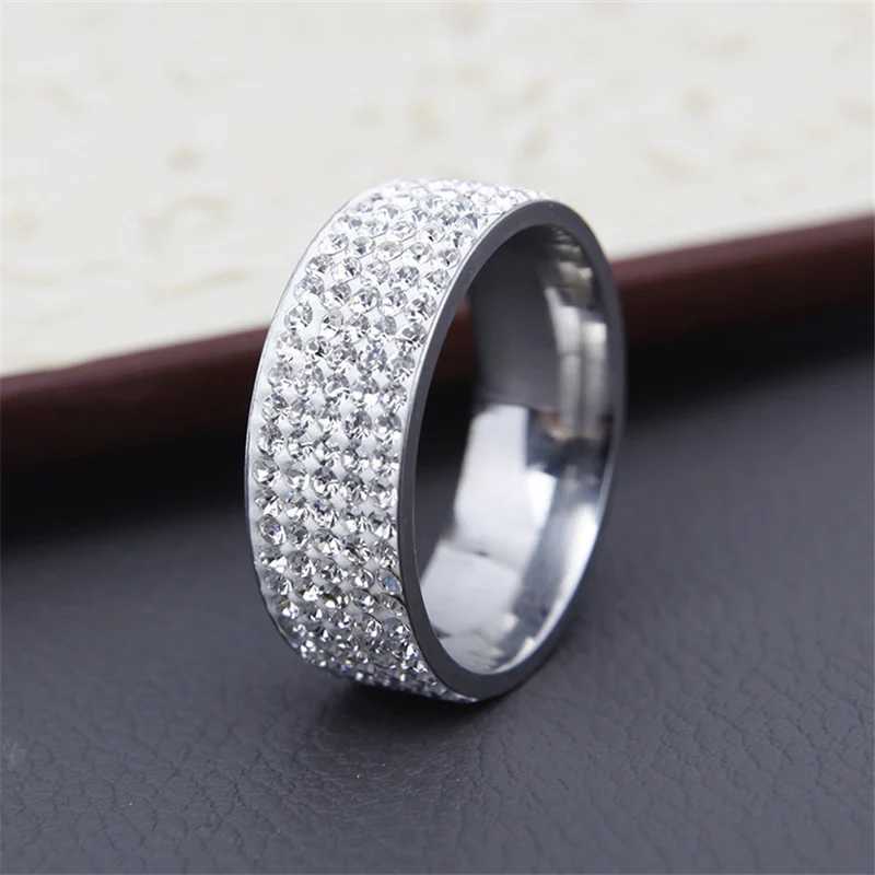 Hot selling retro style womens steel ring 5-row transparent crystal jewelry fashionable stainless steel engagement and wedding ring W240925