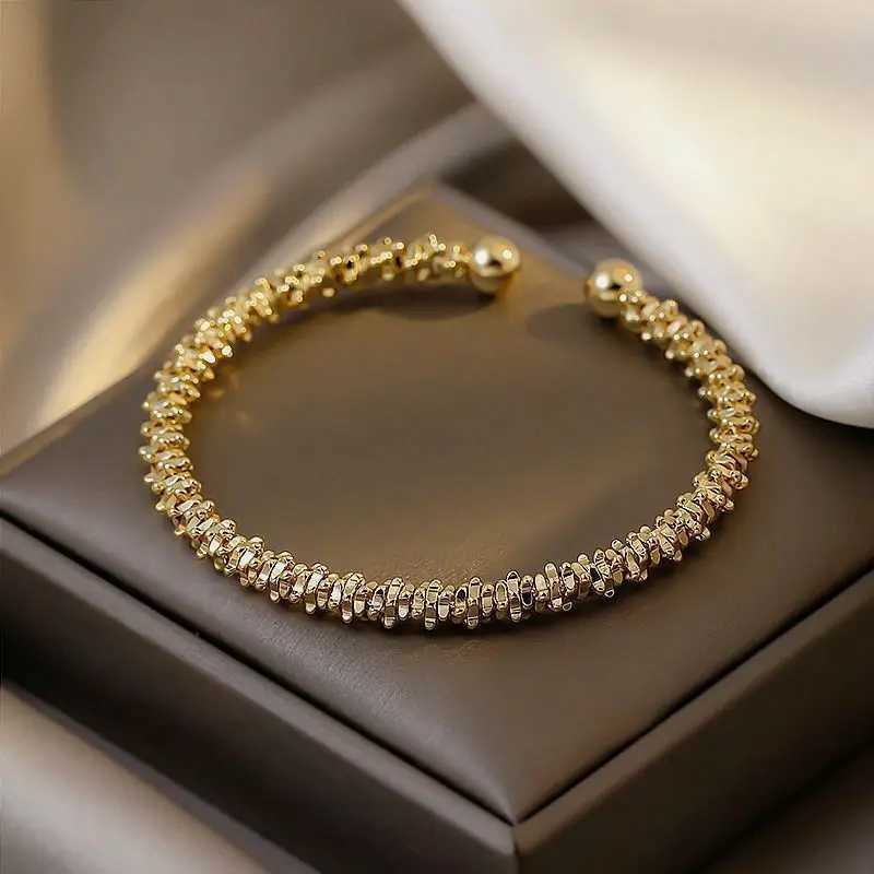 Classic Simple Copper Alloy Gold Colour Jewelry Open Bracelet Korean Fashion Accessories Girls OL Style Cuff Bangle For WomanX240925