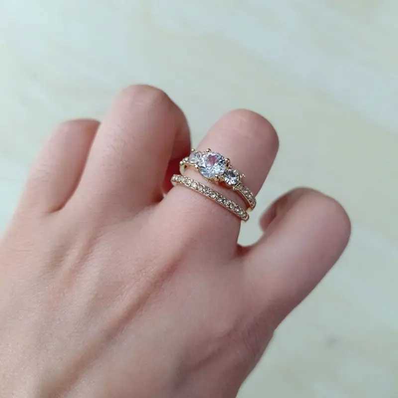 2-piece/set luxury and fashionable wedding ring set suitable for womens shiny round cut zircon rings gold party crystal jewelry accessories W240925