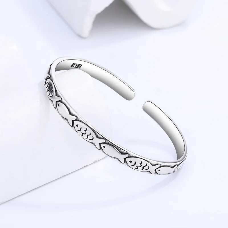 New Retro Female Minority Design Embossed Small Fish Bangle 925 Sterling Silver Simple Ins Personality Animal Opening BraceletsX240925