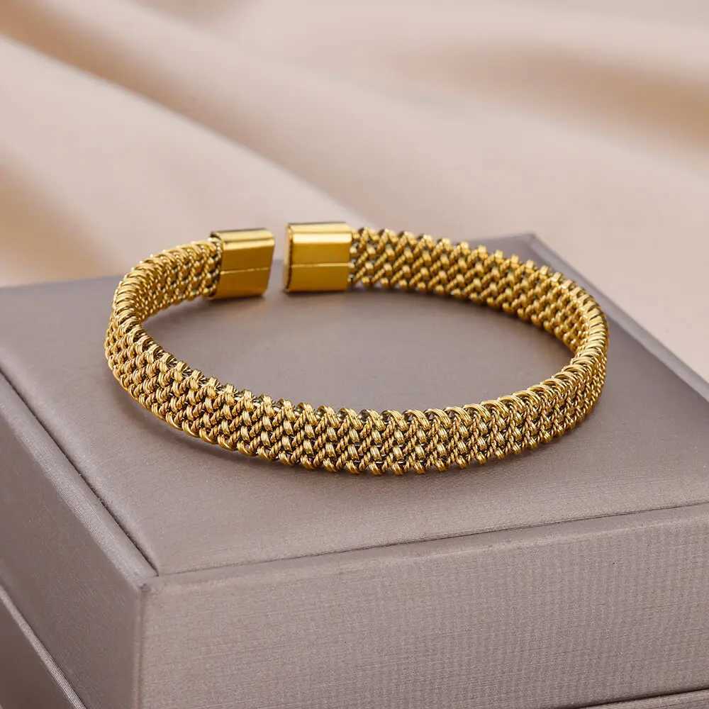 Prismatic stainless steel bracelet for women Classic adjustable opening Luxury Bangles Fashion Wedding Jewelry GiftX240925