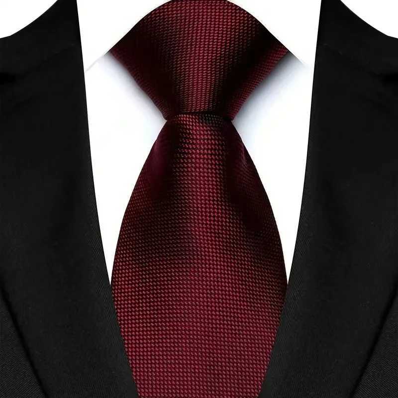 Luxury 8CM Mens Necktie Red Color Dot Stripes Solid Paisley Tie For Man Gro Jacquard Woven Neck Tie For Business Wedding Party X2504076
