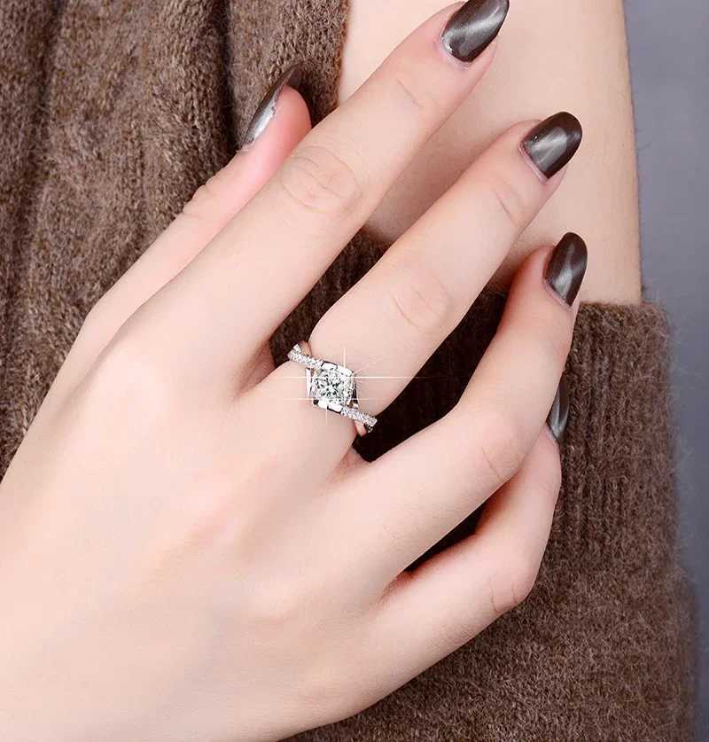 100% genuine 0.5/1ct Carat womens solid PT950 white gold ring luxury moissanite diamond wedding ring W240925
