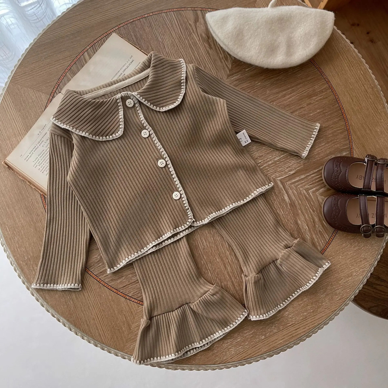 7467 Baby Clothing Set Autumn Shell Knitted Split Comparison CardiganBell Bottom Casual Girls Two Piece 240925