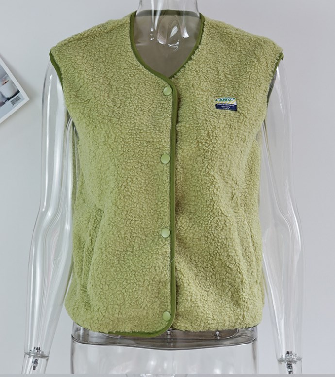 CNLONGBIDA Womens Vests 2024 Autumn Casual High Street Chic Lamb Wool Single Breasted Pocket Vest Women Loose V Neck Sleeveless