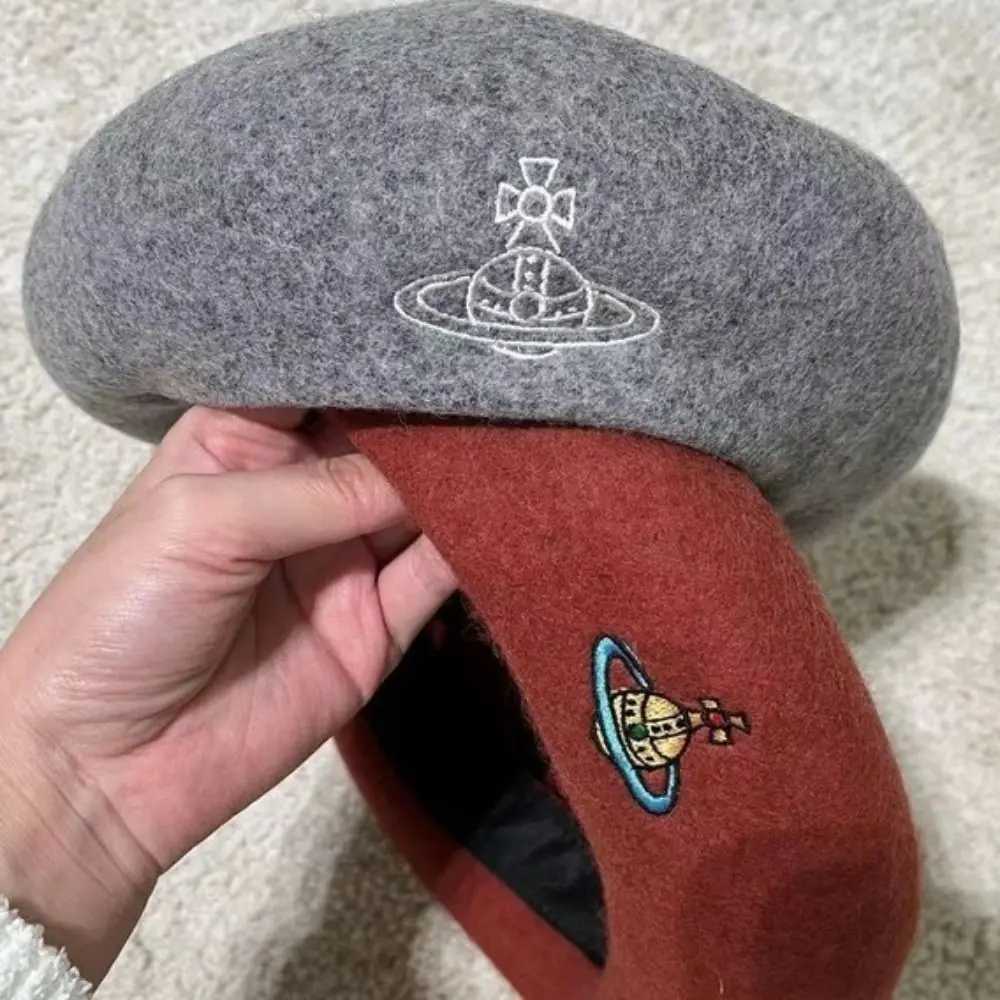 Autumn and winter warm wool beret retro solid color flat hat elegant and soft French artist hat W240924