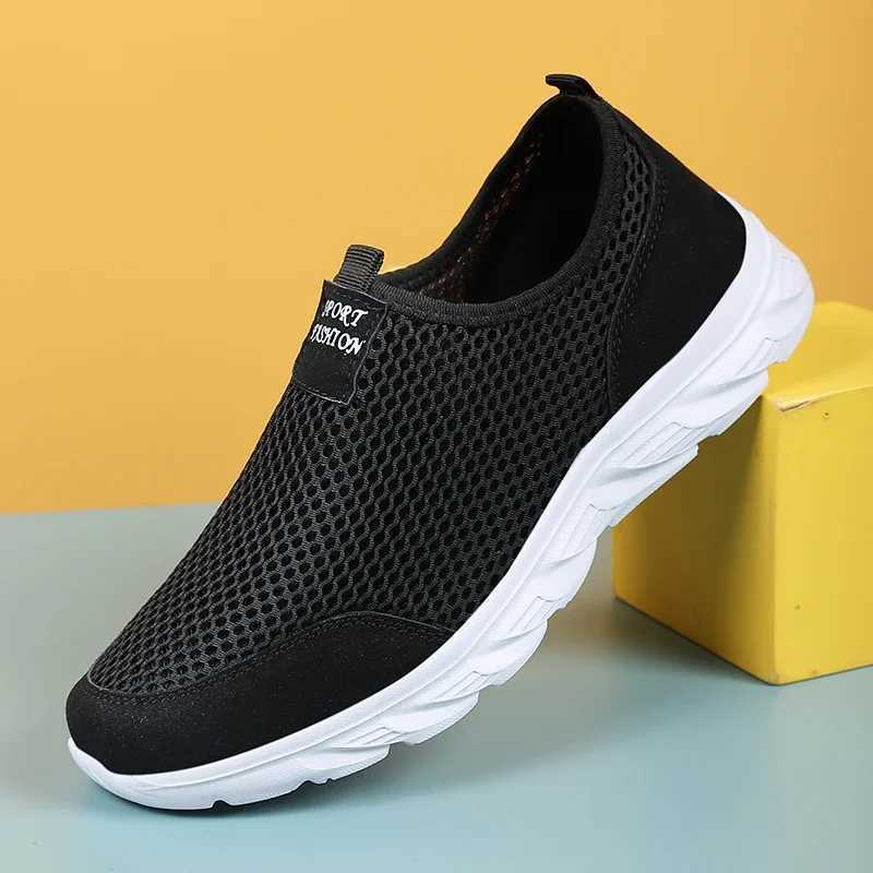 New Sneakers Men Summer Running Shoes Breathable Mesh Lightweight Walking Casual Shoes Slip-On Mens Driving Shoes Men Z250227
