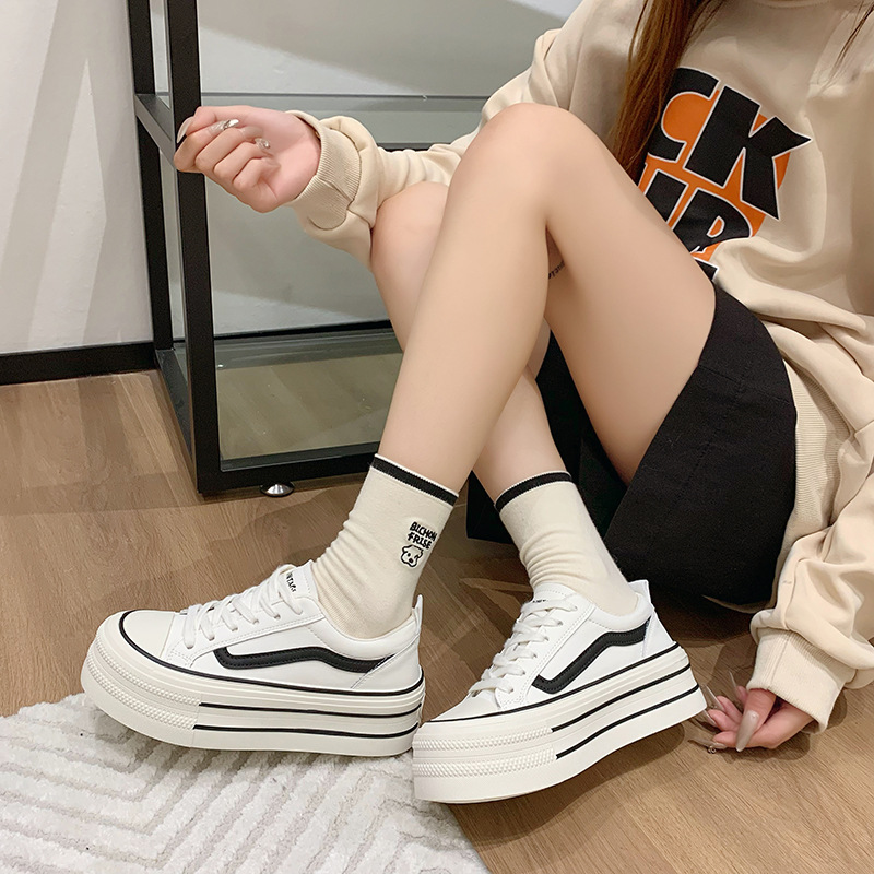 Thick-soled little white shoes women's new versatile casual sneakers for fall 2024 Free shipping