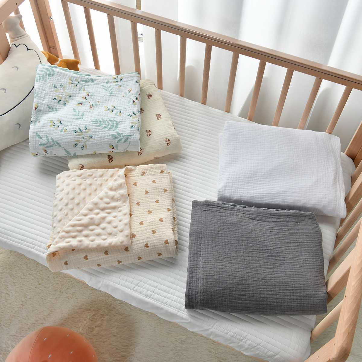 Baby Beanie Blanket Swaddle Blanket Soft and comfortable double polka dot backing, beautiful printed bed blanket for kindergarten crib decoration 27.5