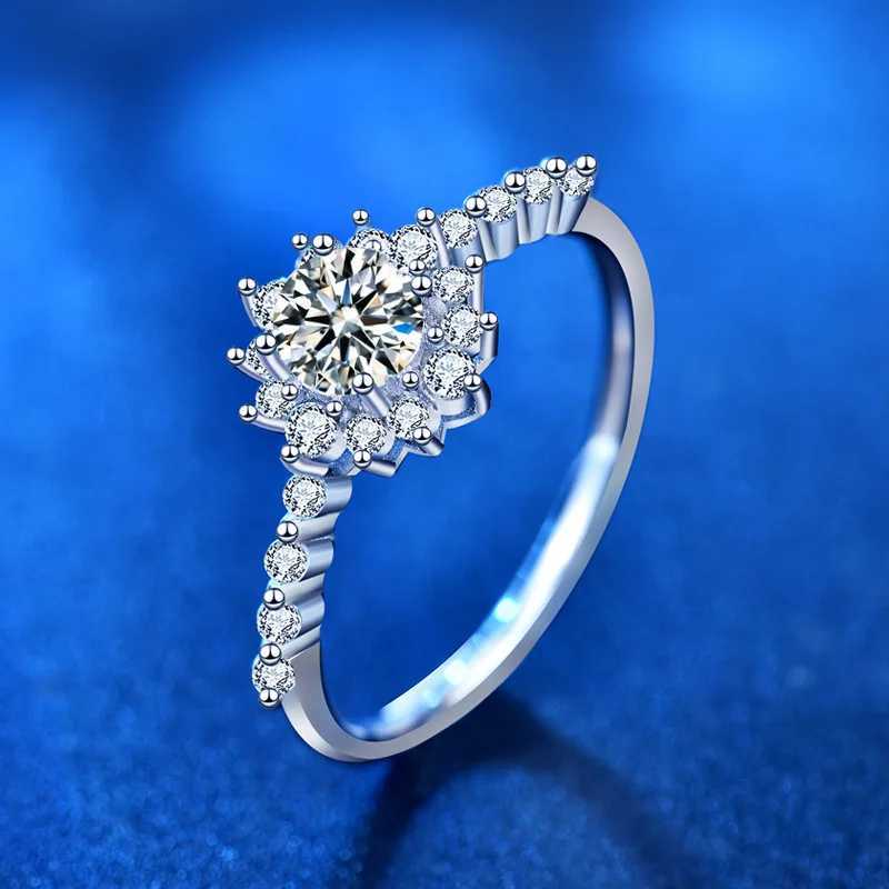 Round 0.5 carat silica ring for women 925 pure silver flower cute and romantic wedding band W240925