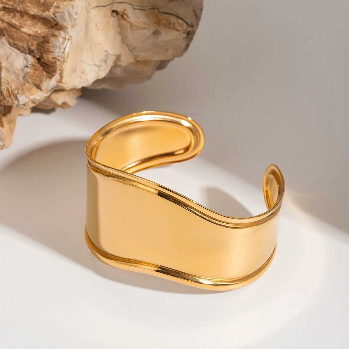 Youthway Minimalist Irregular Exaggerated Glossy Open Bracelet Gold Plated Stainless Steel Waterproof Stylish Bangle JewelryX240925