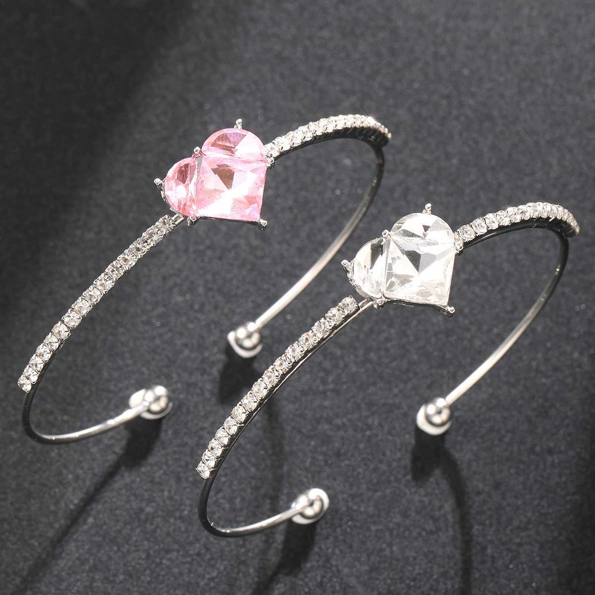 Fashion Open Cuff Pink Heart Bracelets Bangle For Women Sweet Style Silver Color Design Shiny Cubic Zircon Jewelry GiftsX240925