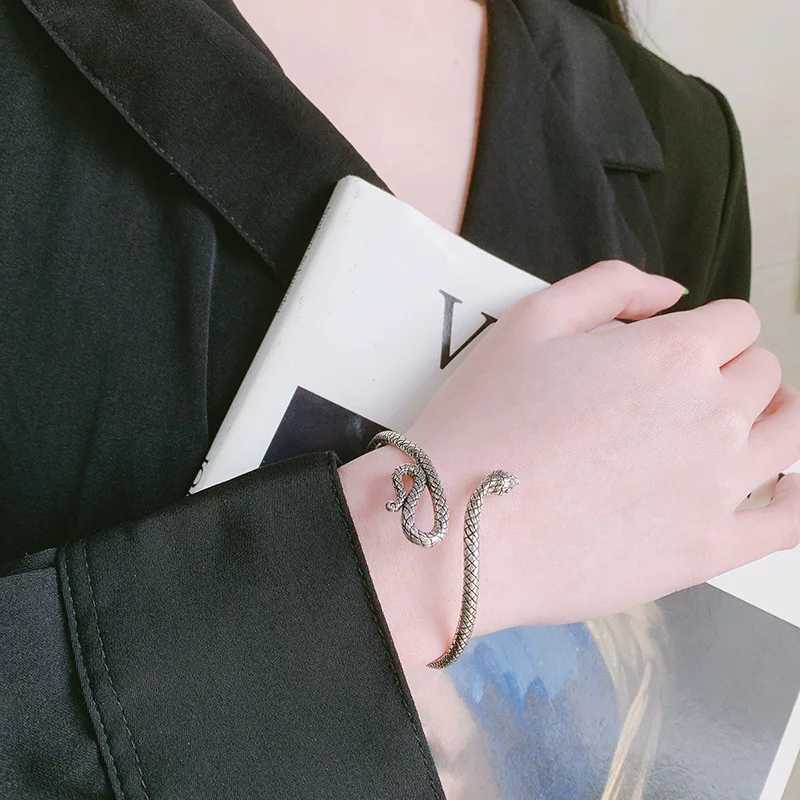 New Creative Retro Snake Shape Bracelets 925 Sterling Silver Jewelry Personality Temperament Animal Opening Bangles SL030X240925