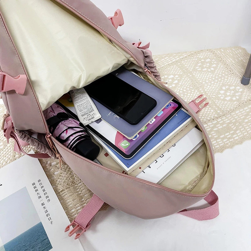 Cute Women Backpacks Waterproof MultiPocket Nylon School Backpack for Student Female Girls Kawaii Laptop Book Pack Mochilas 240919