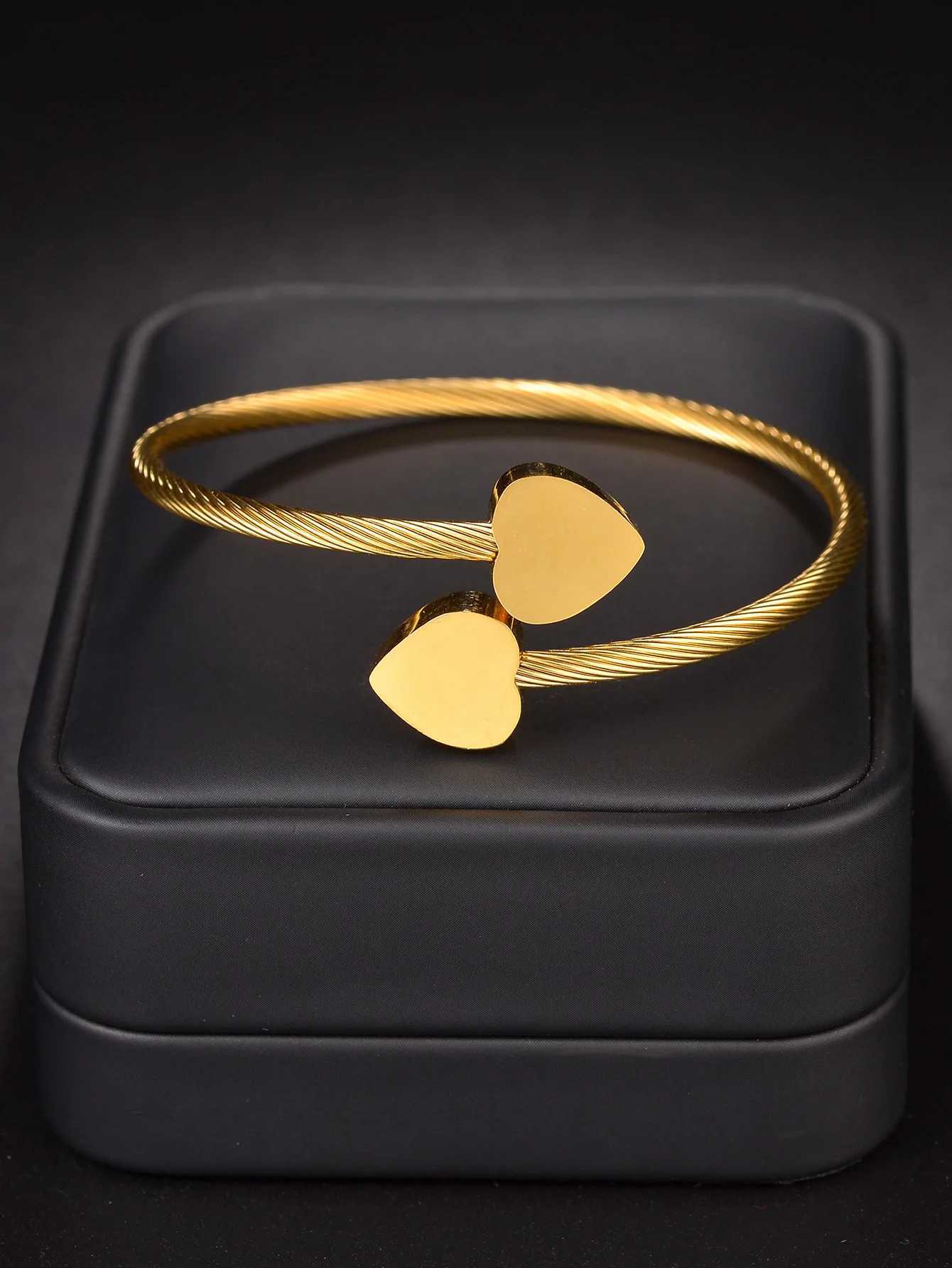 Hip Hop Stainless Steel Bracelet Adjustable Open Cuff Charm Bangle for Men Women Punk Heart Bracelets Lovers Jewelry GiftsX240925