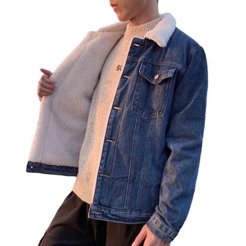 Winter denim jacket fashionable mens style Korean style loose fit suitable for wool lining thick and warm womens casual clothing jacket Y240925