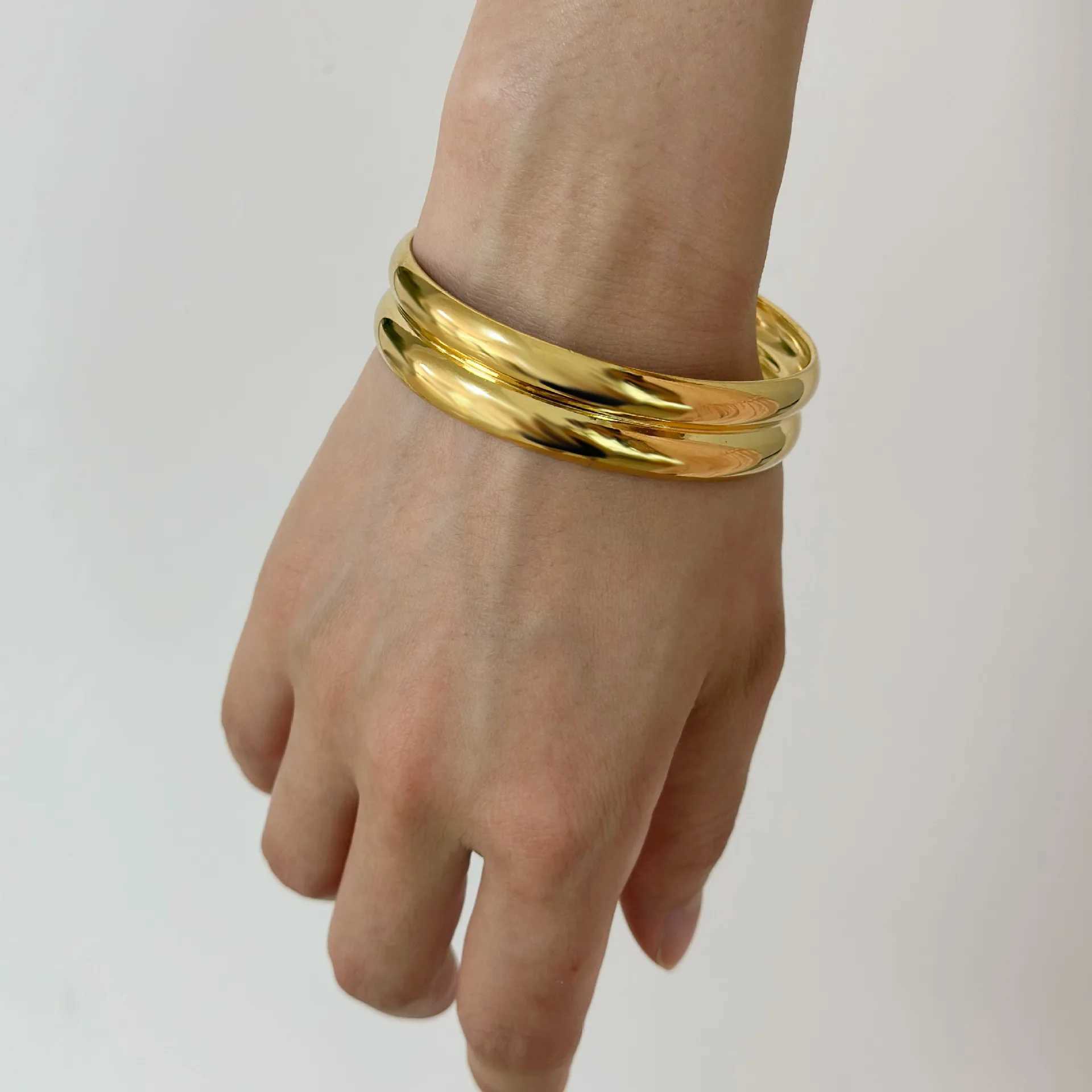 CARLIDANA Hammer Pattern Lava Surface Texture 18K Gold Plated Stainless Steel Waterproof Open Bracelet for Women JewelryX240925