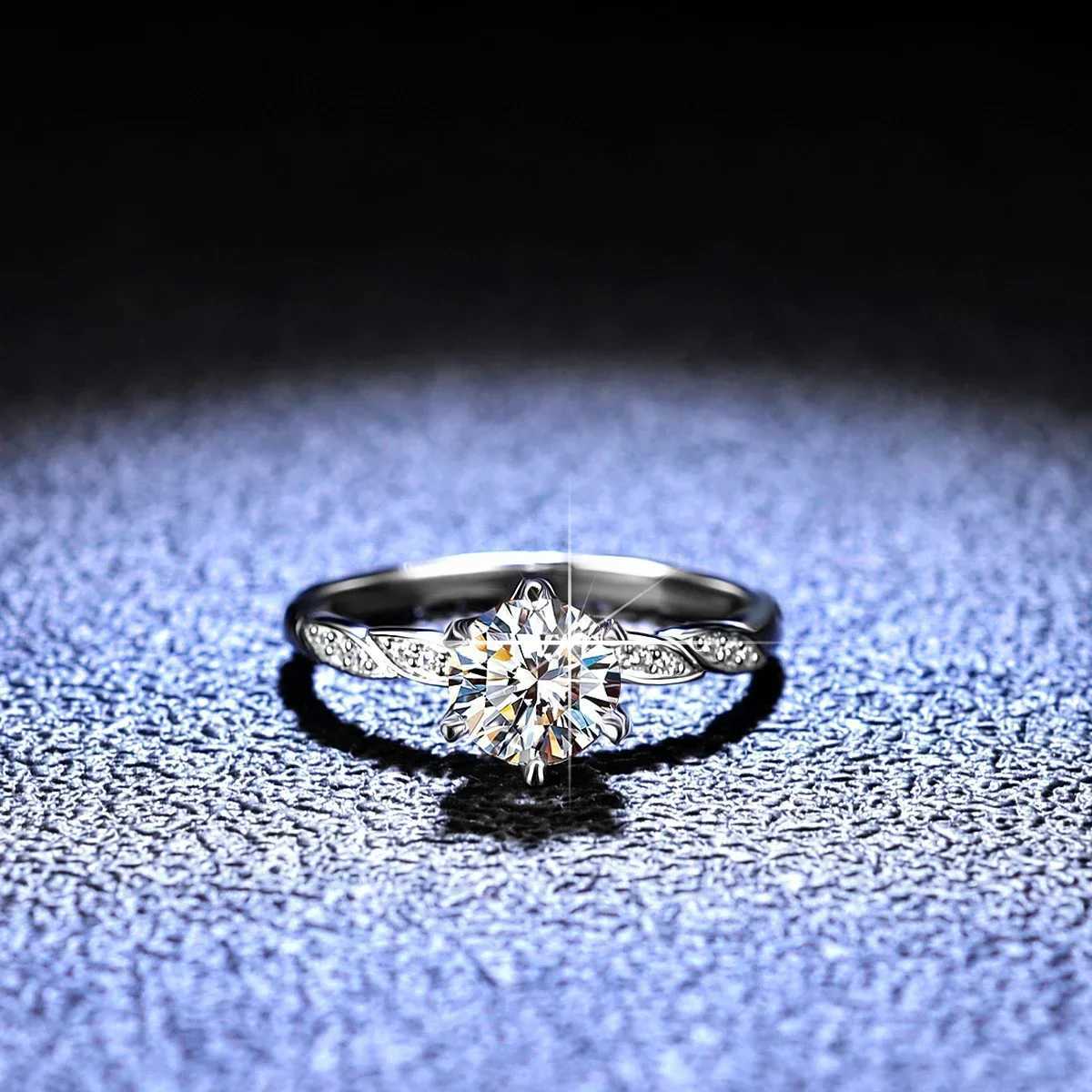 Gorgeous PT950 Platinum 1CT Moissanite Diamond Ring Elegant Female Bride Engagement Wedding Party Promise Jewelry Gifts W240925