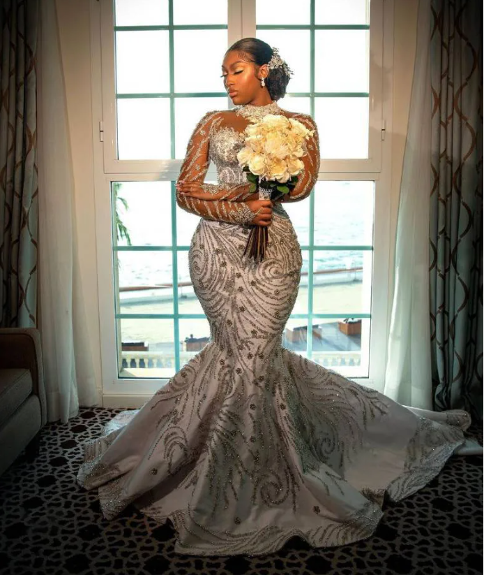 Crystal Wedding Dresses High Neck Sequins Bride Gown Long Sleeve Pearls Bridal Dress Custom Made Sweep Train Vestidos De Novia